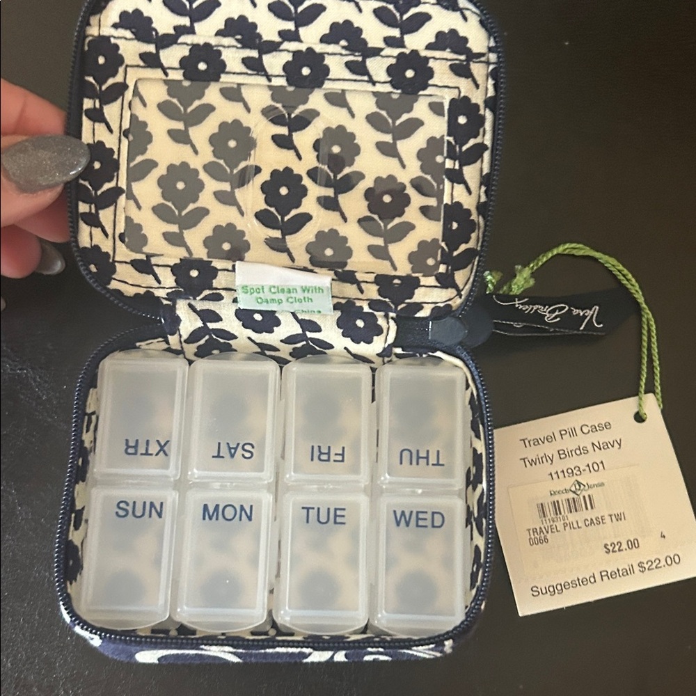 Vera Bradley  travel pill case pattern, twirly, birds, navy
